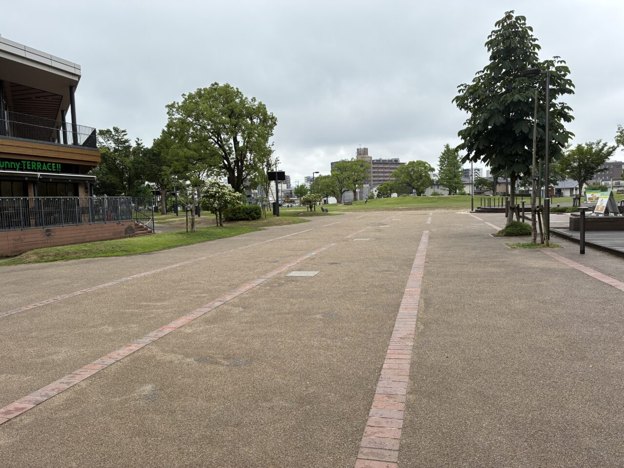 アリオ倉敷みらい公園広場