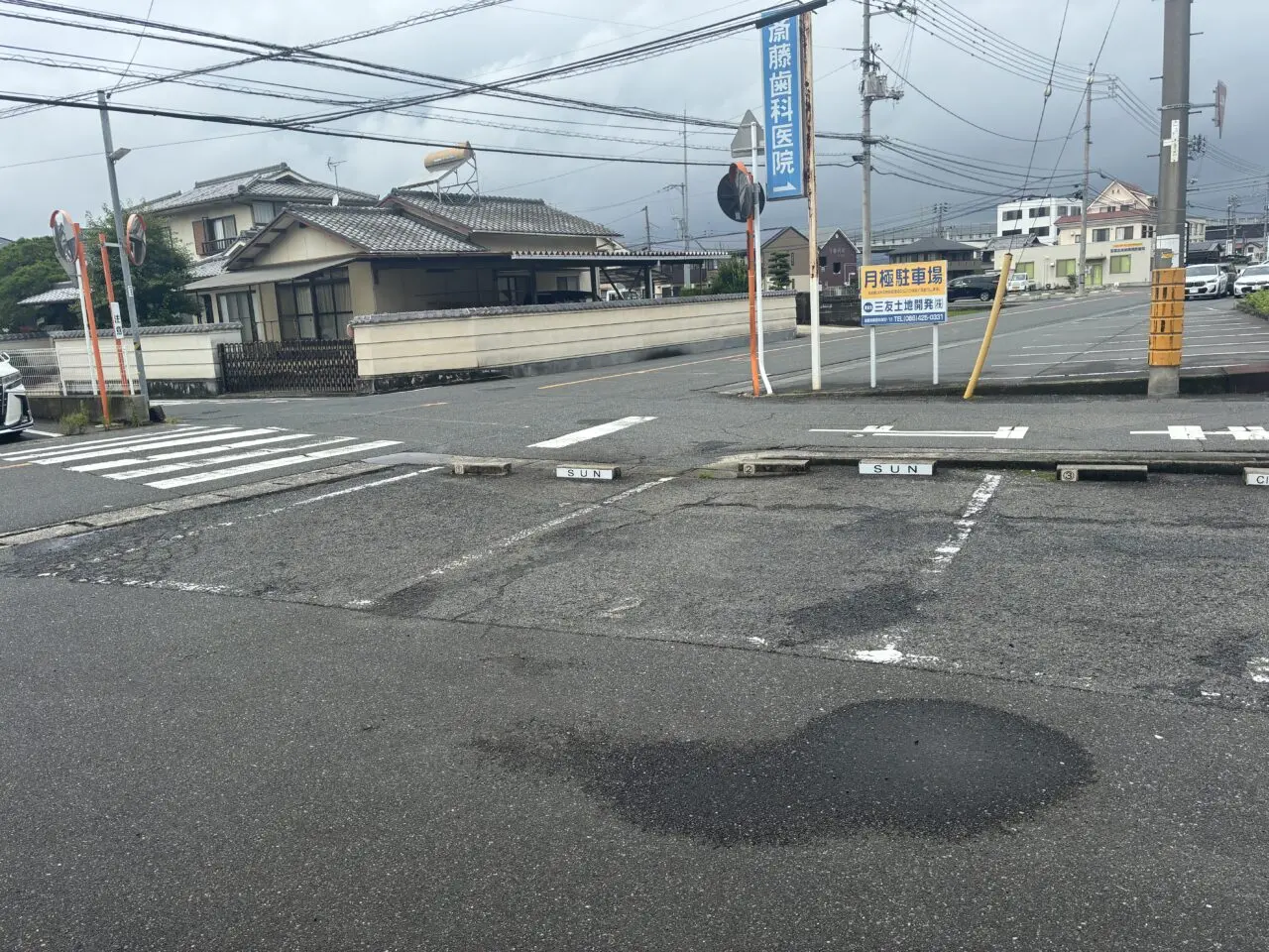 SUNの駐車場