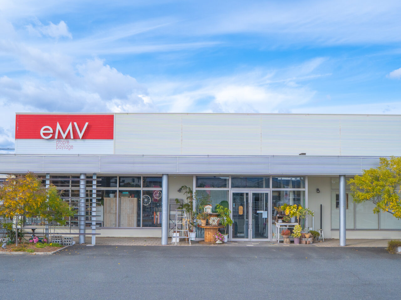 eMVの店舗外観