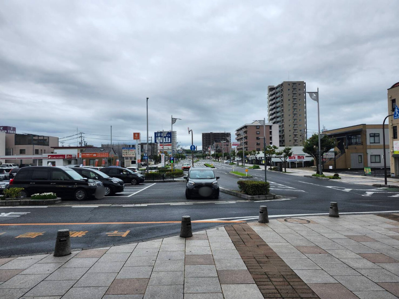 新倉敷駅前通り
